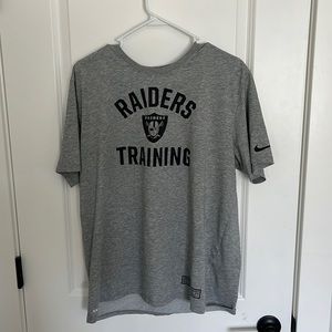Nike raiders t shirt